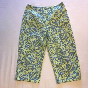 ‼️2/$15‼️ Talbots tropical crops / capris